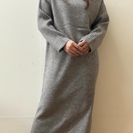 Iラインニットワンピース