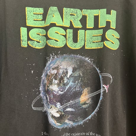 universe Tシャツ