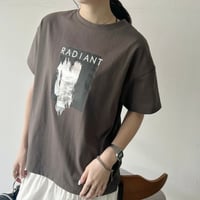 スクエア箔プリントTシャツ