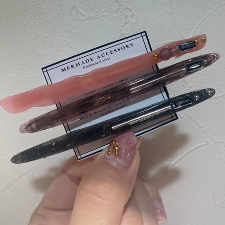 細バレッタ