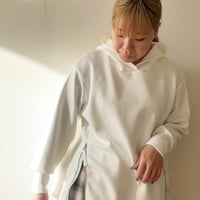 シルキーダンボールコクーンパーカー