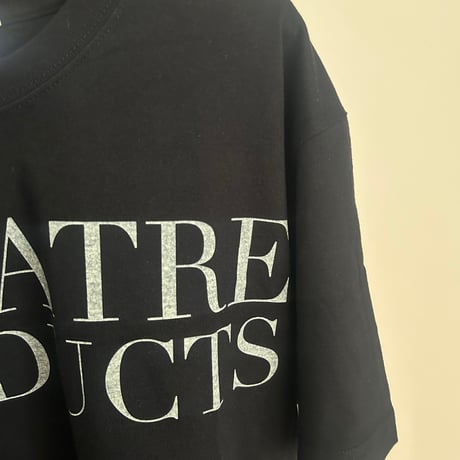 ロゴプリントTシャツ