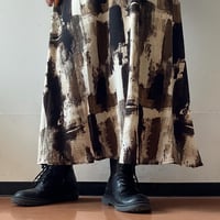 ニュアンス柄スカート