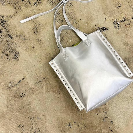 rivet 2way tote