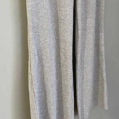 セミフレアリブパンツ