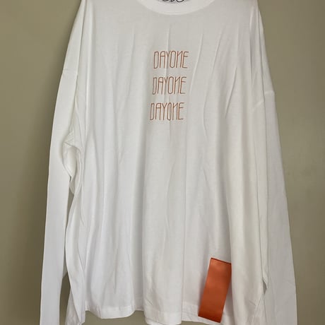 008. DAYONE long tee