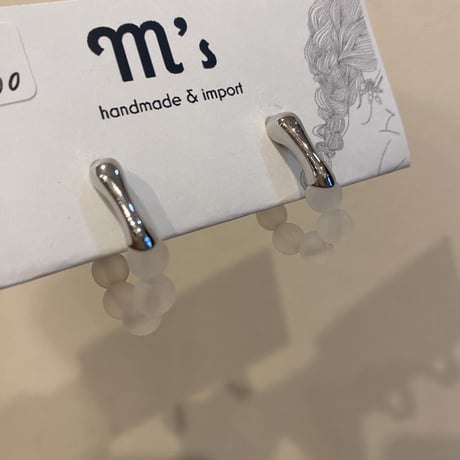 クリアピアス