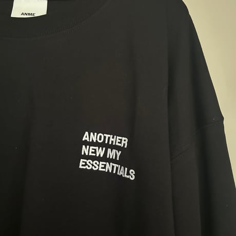 ロゴ刺繍ロンT