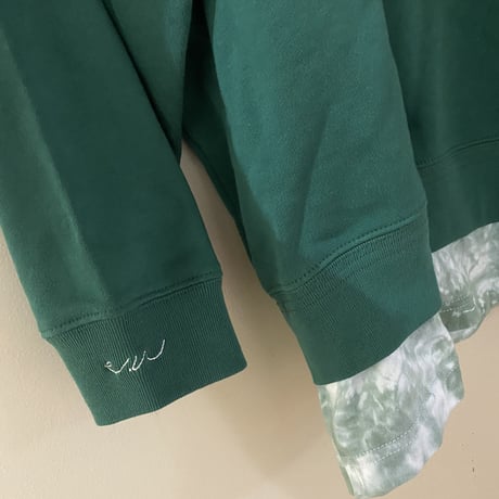 006.Tie dye layered pullover