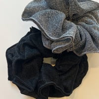 ラメ入りビッグシュシュ