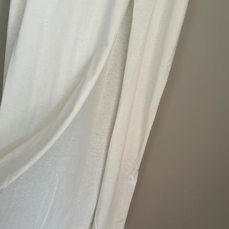 スリットロングワンピース