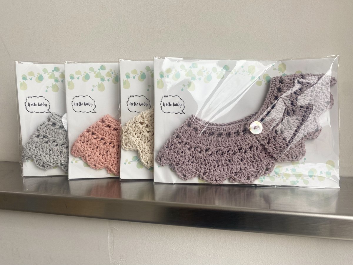 つけ襟まんまるスタイ | HEARTS