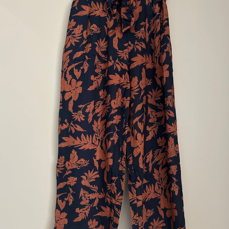 ボタニカル柄パンツ | HEARTS