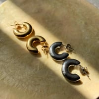 立体フープピアス