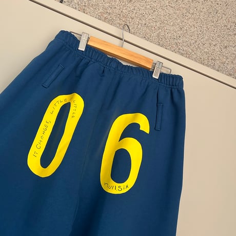 06th Anniv コラボレーションスウェットパンツ