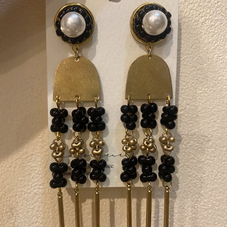 fringe beads ピアス