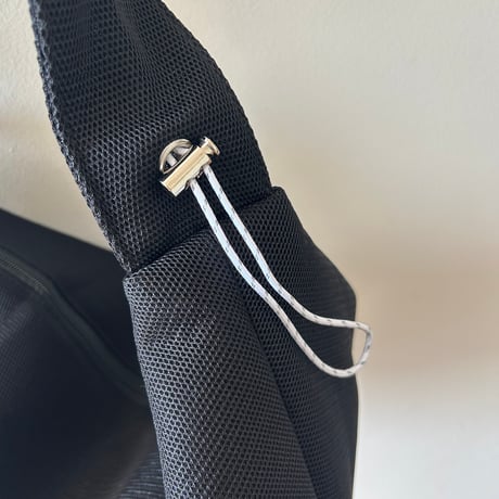 トライフルメッシュショルダーバッグ