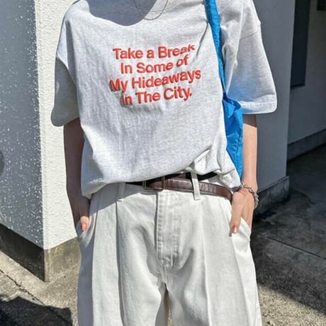 発泡ロゴプリントTシャツ