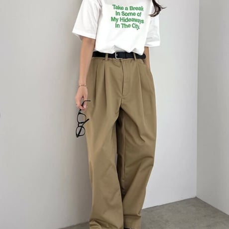 発泡ロゴプリントTシャツ