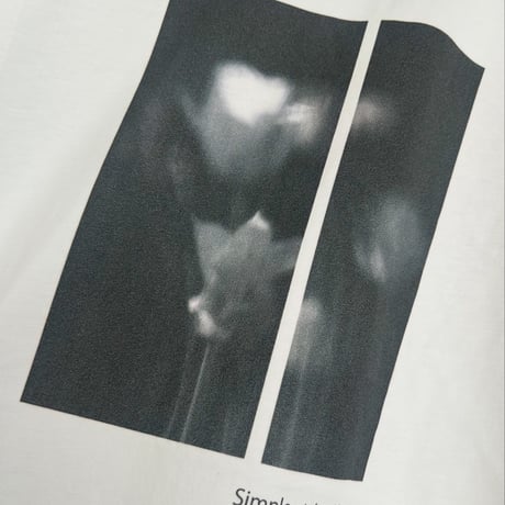 モノトーンフォトプリントTシャツ