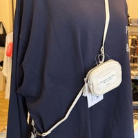 アントポーチ付きストラップ