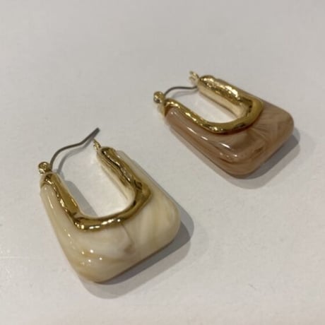 スクエアフープピアス