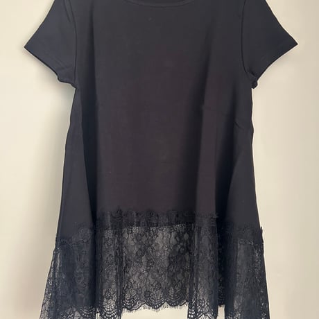 裾レースTシャツ