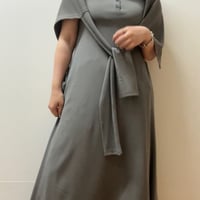 ドレープタイノースリーブワンピース