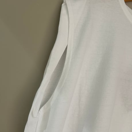 DAZZLE・SLEEVELESS TOP