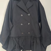バルーントレンチコート