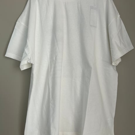 バックプリントTシャツ