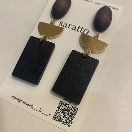 ウッドプレートピアス