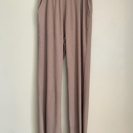 セミフレアリブパンツ