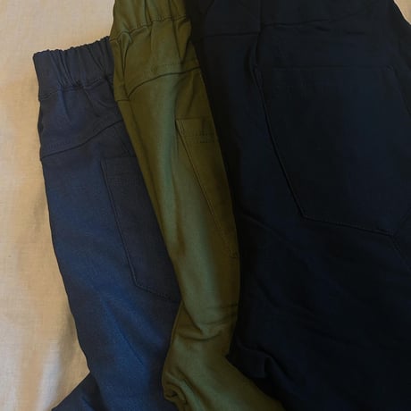 裏起毛ストレッチパンツ