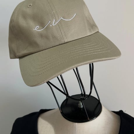 017.low-profile cap