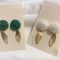 ビーズ×リーフ　イヤリング
