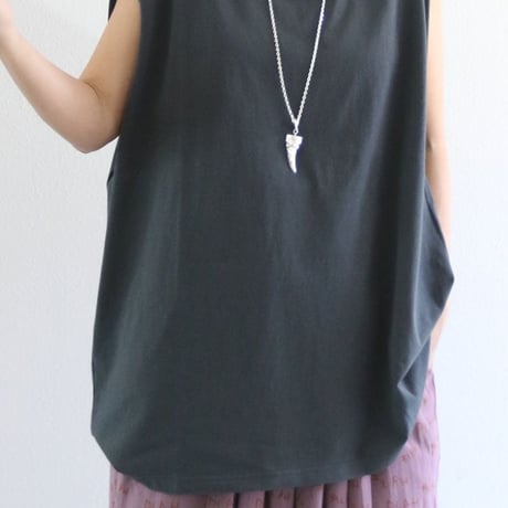 DAZZLE・SLEEVELESS TOP