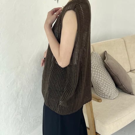 メッシュニットベスト