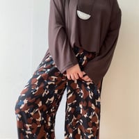ランダムパターン柄ワイドパンツ
