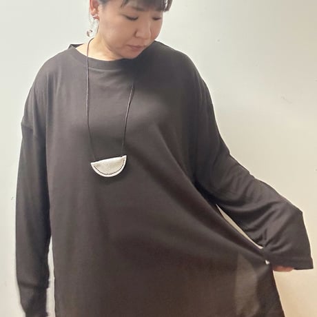 オーバーシアートップス