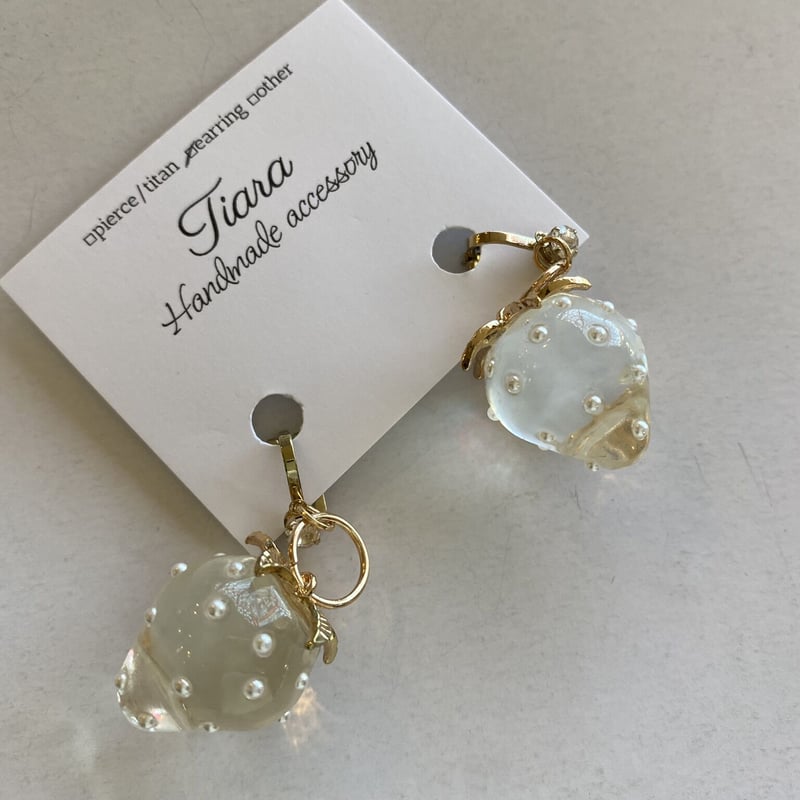 ☆545❤️ いちご　苺ハート　花　ピアス　イヤリング ☆545❤️ いちご 苺ハート 花 ピアス イヤリング 選べる