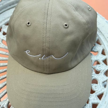 017.low-profile cap
