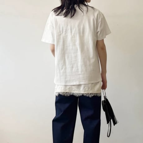 ロゴプリントTシャツ