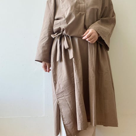 ベルト付きワンピース