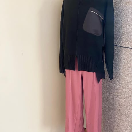 センタープレスワイドパンツ