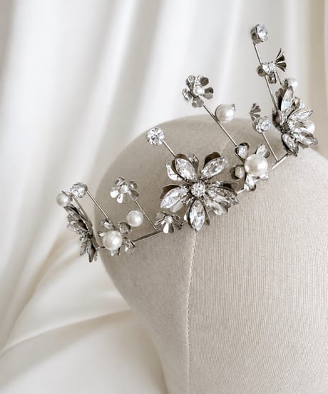 Perle Botanique tiara