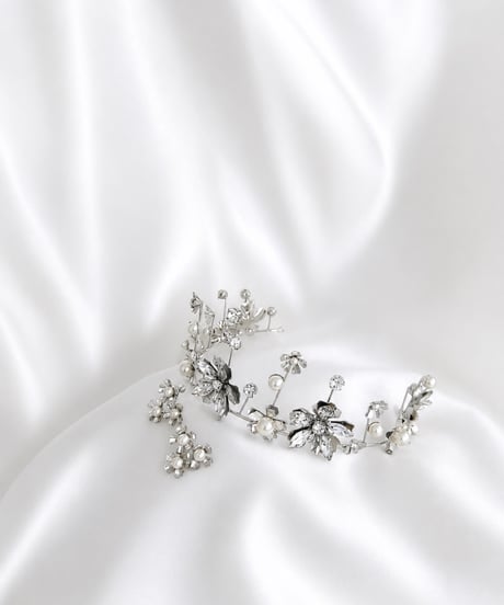 Perle Botanique tiara