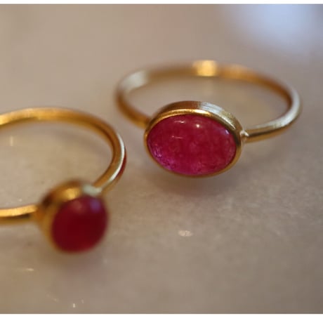 Red Quartz  Oval Ring