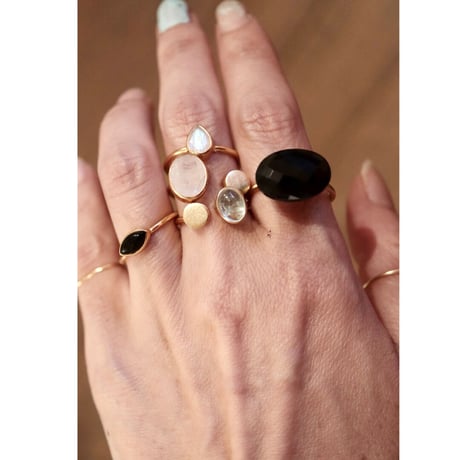 Open Ring Moon Stone/round plate