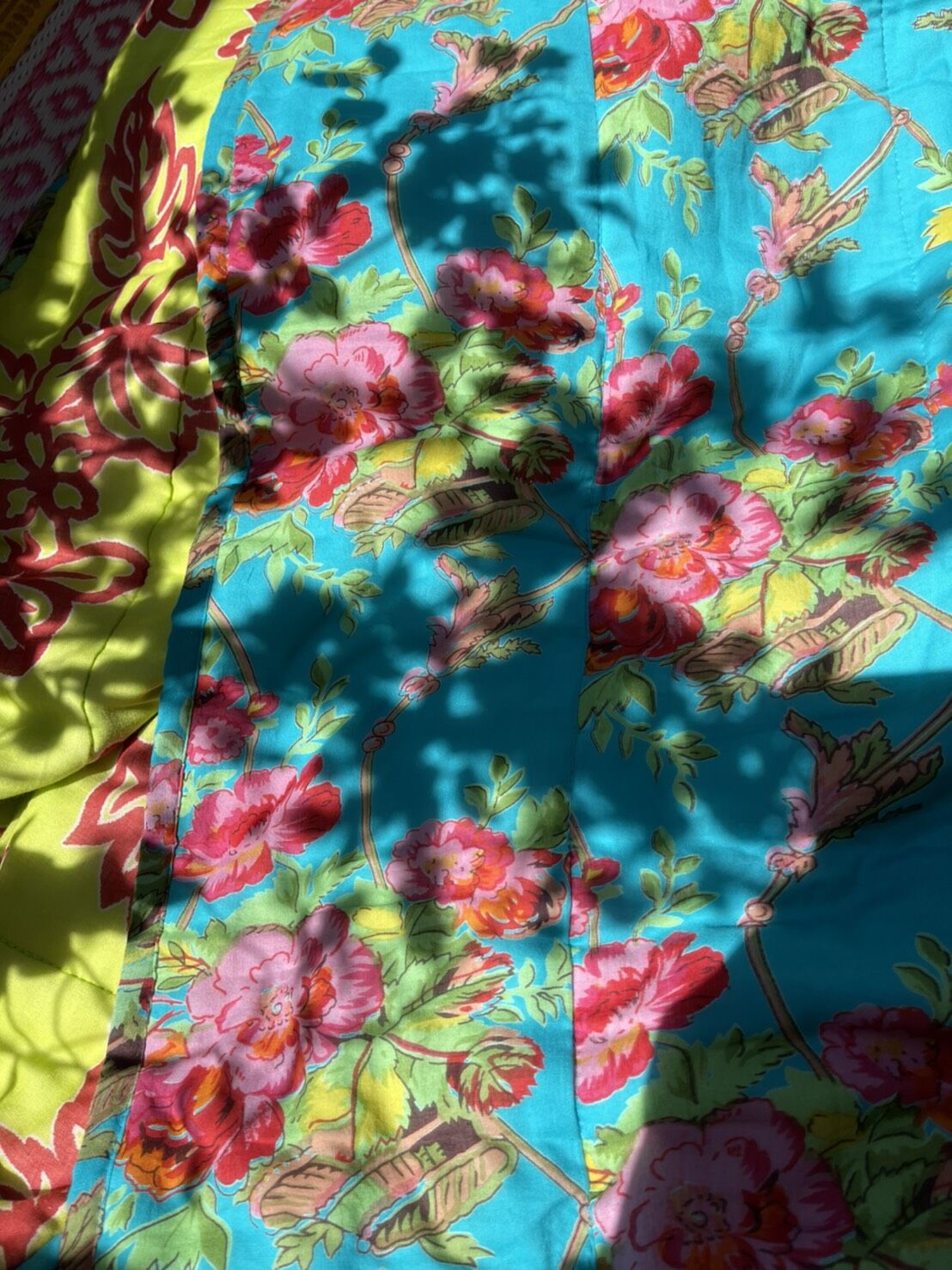 Wサイズキルト/リバーシブル/ブランケット/マルチカバー/ベッドカバー